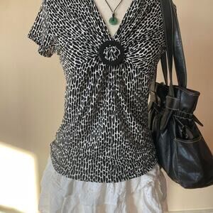Y2k black and white blouse